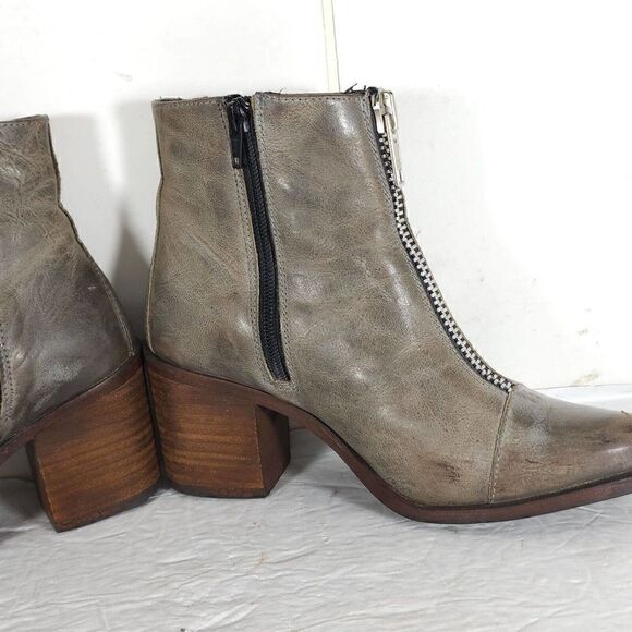 Freebird By Steven Women Claire US6 Gray Distressed Leather Zippers Heel Booties - Picture 6 of 12